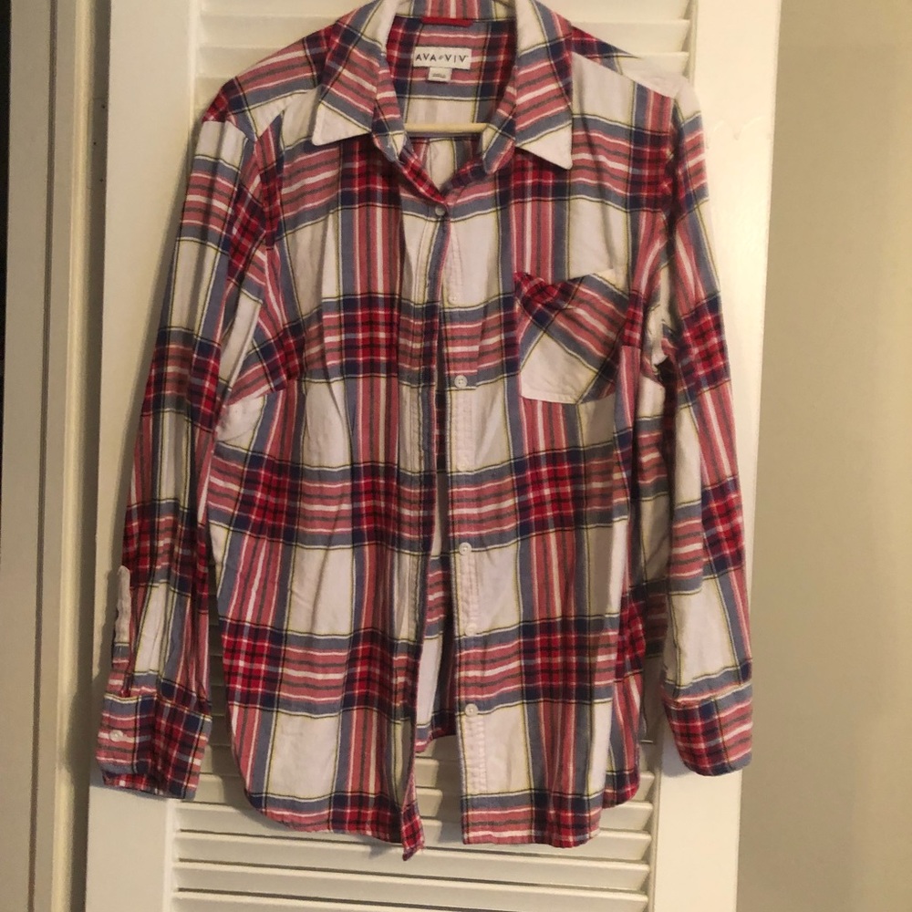 Long sleeve flannel button up shirt